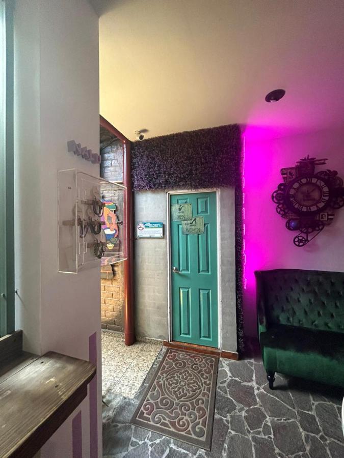 Velvet Hostal La Novena Santa Ana Exterior photo