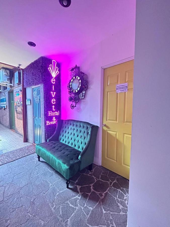 Velvet Hostal La Novena Santa Ana Exterior photo