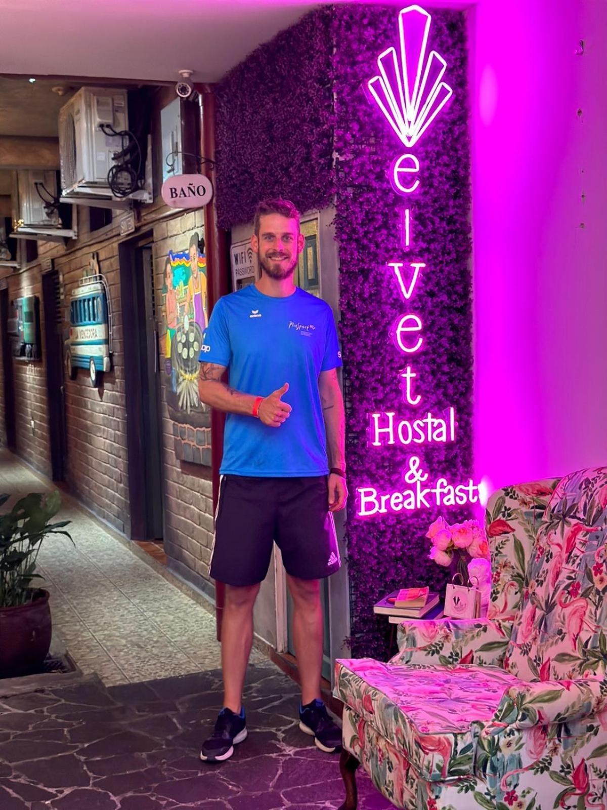 Velvet Hostal La Novena Santa Ana Exterior photo