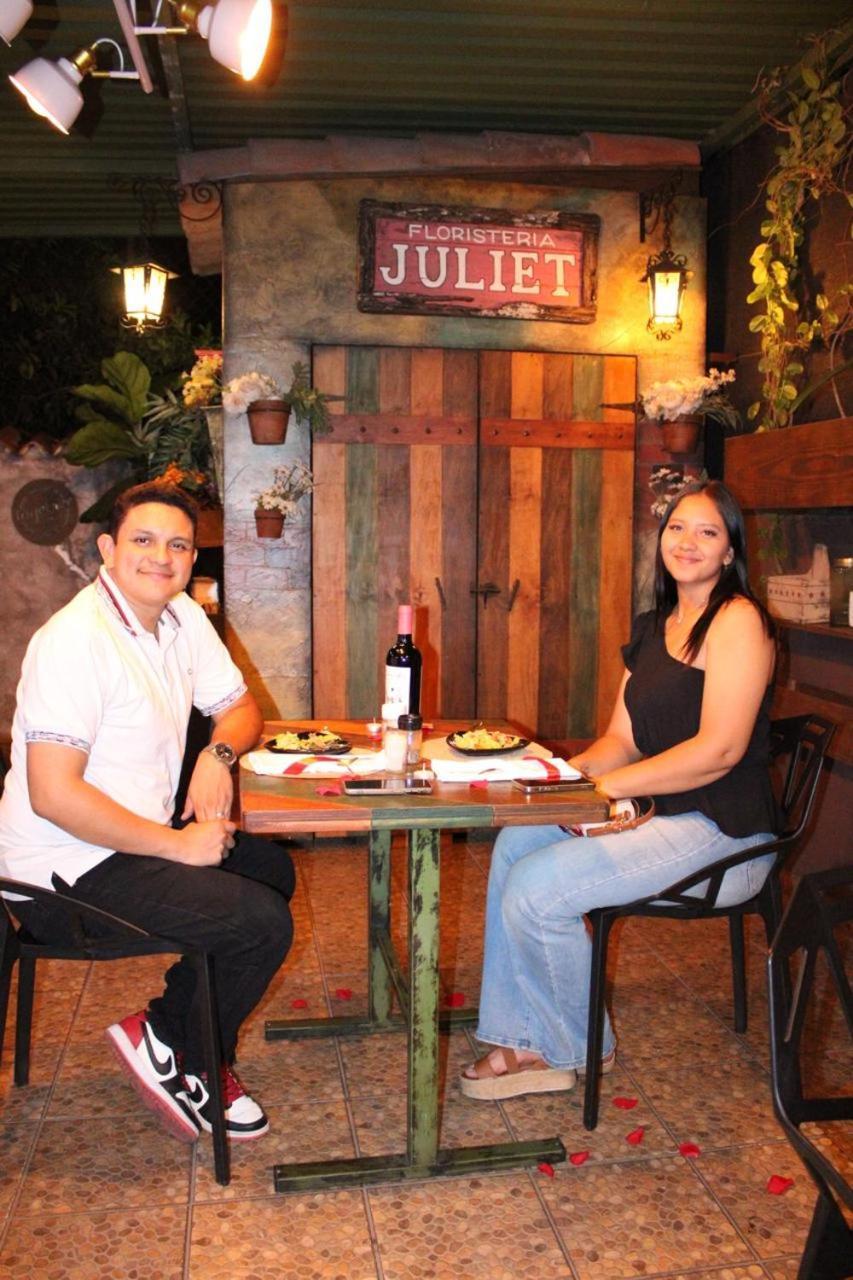 Velvet Hostal La Novena Santa Ana Exterior photo
